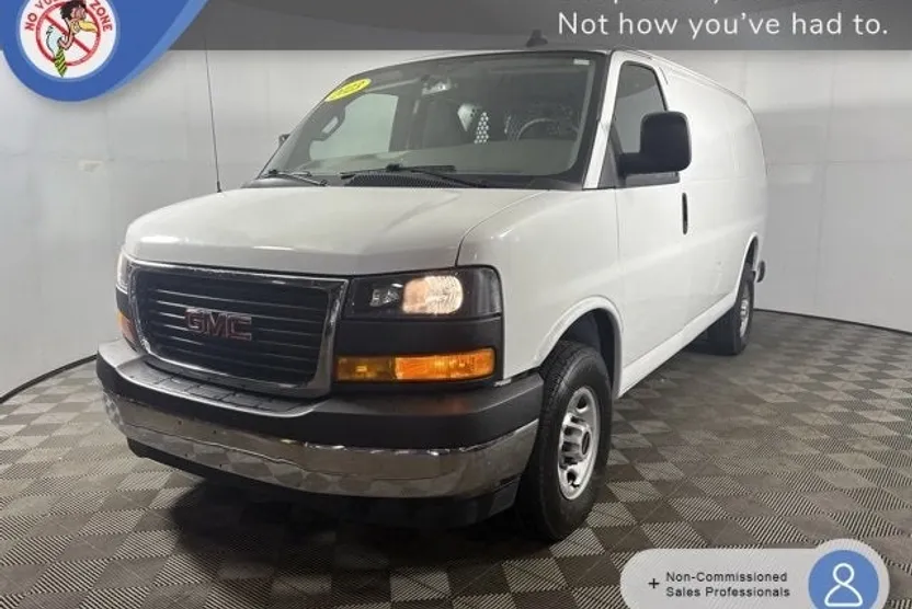 2023 Gmc Savana Cargo 2500 photo 1
