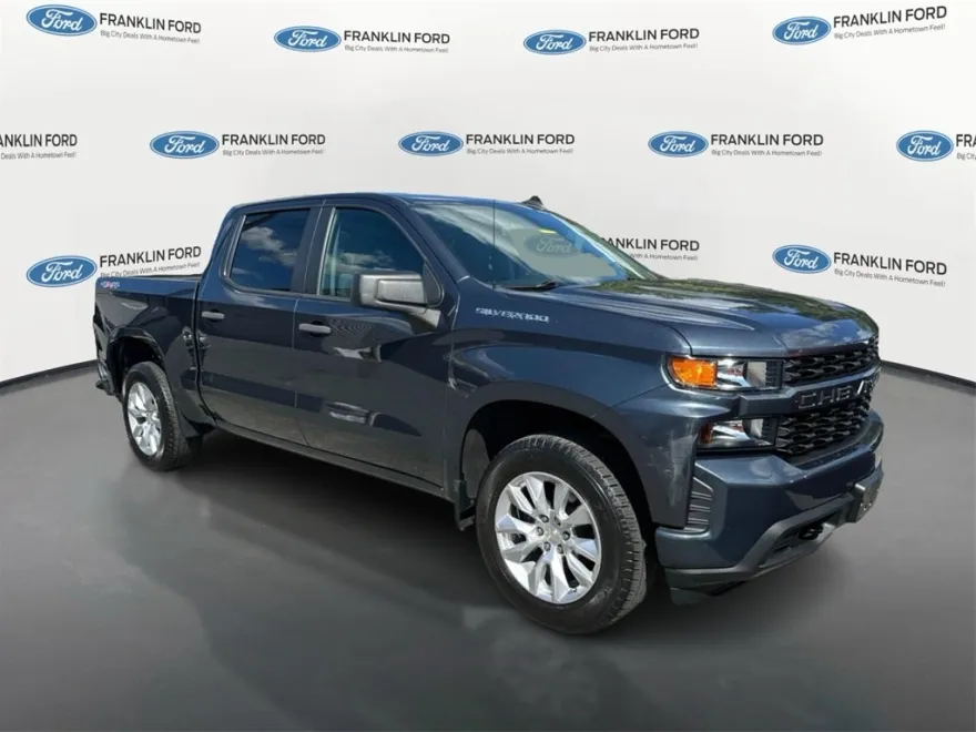 2021 Chevrolet Silverado 1500 Custom photo 1
