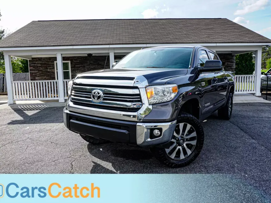 2016 Toyota Tundra SR5 photo 1