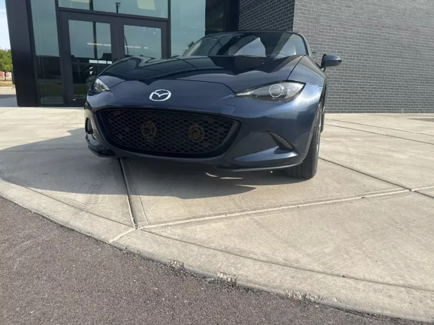 2021 Mazda MX-5 Miata Miata RF Grand Touring photo 1