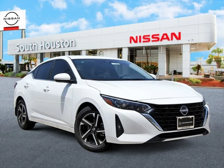 2025 Nissan Sentra SV photo 1