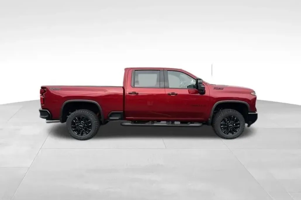 2026 Chevrolet Silverado 3500HD LTZ photo 1