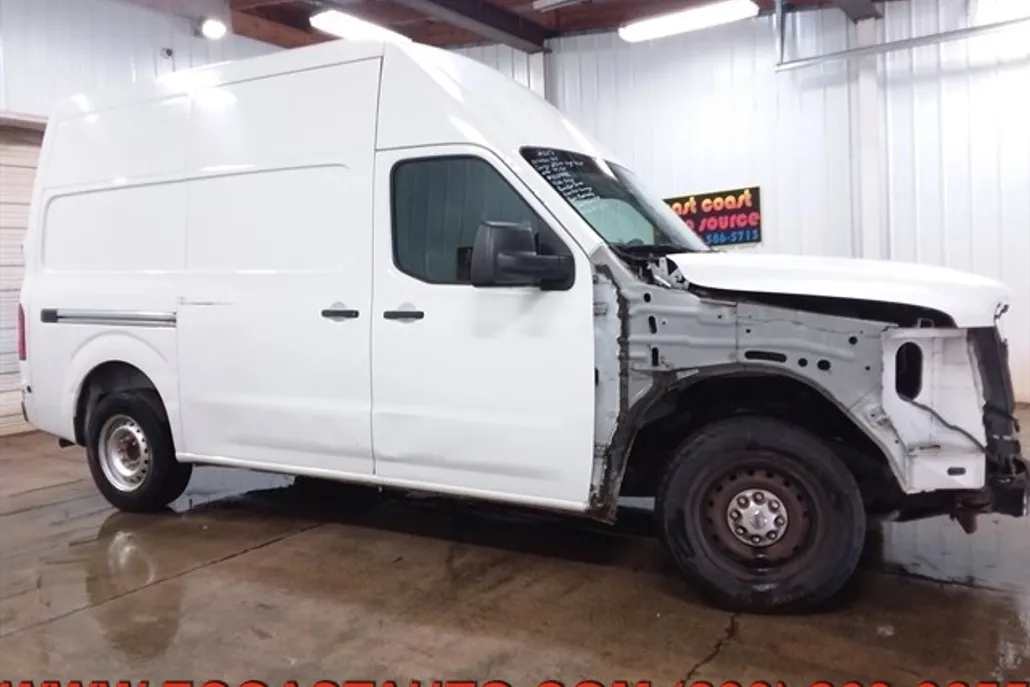 2017 Nissan NV photo 1