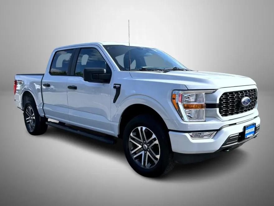 2022 Ford F-150 XL photo 1