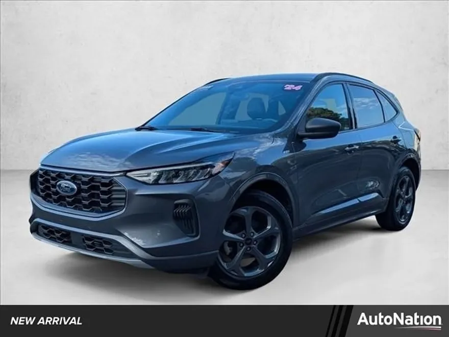 2024 Ford Escape ST-Line photo 1