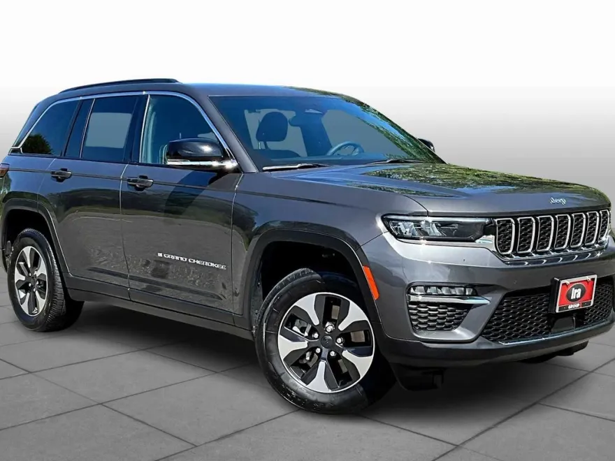 2024 Jeep Cherokee Limited 4xe photo 1
