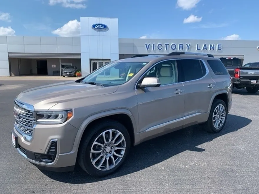 2023 Gmc Acadia Denali photo 1