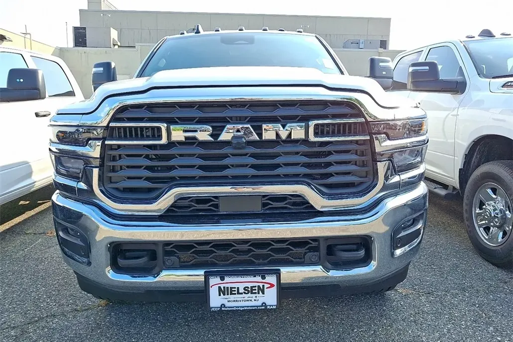 2025 Ram 3500 Tradesman photo 1
