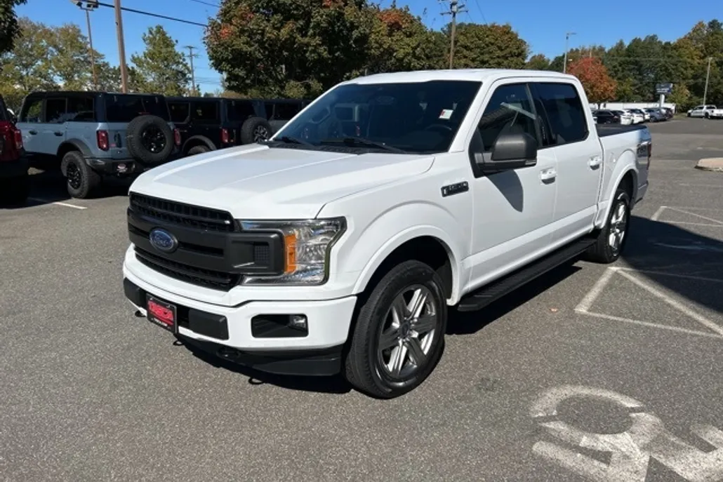 2019 Ford F-150 XLT photo 1