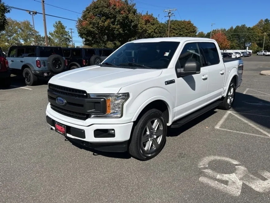 2019 Ford F-150 XLT photo 1
