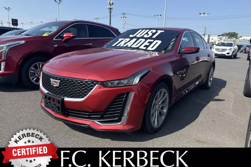 2020 Cadillac CT5 Luxury photo 1
