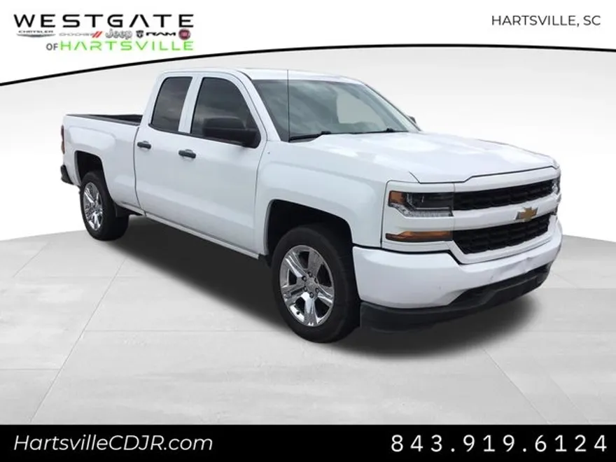 2018 Chevrolet Silverado 1500 Custom photo 1