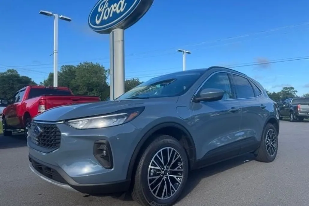2025 Ford Escape Plug-In Hybrid Base photo 1