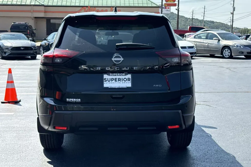 2026 Nissan Rogue S AWD photo 1