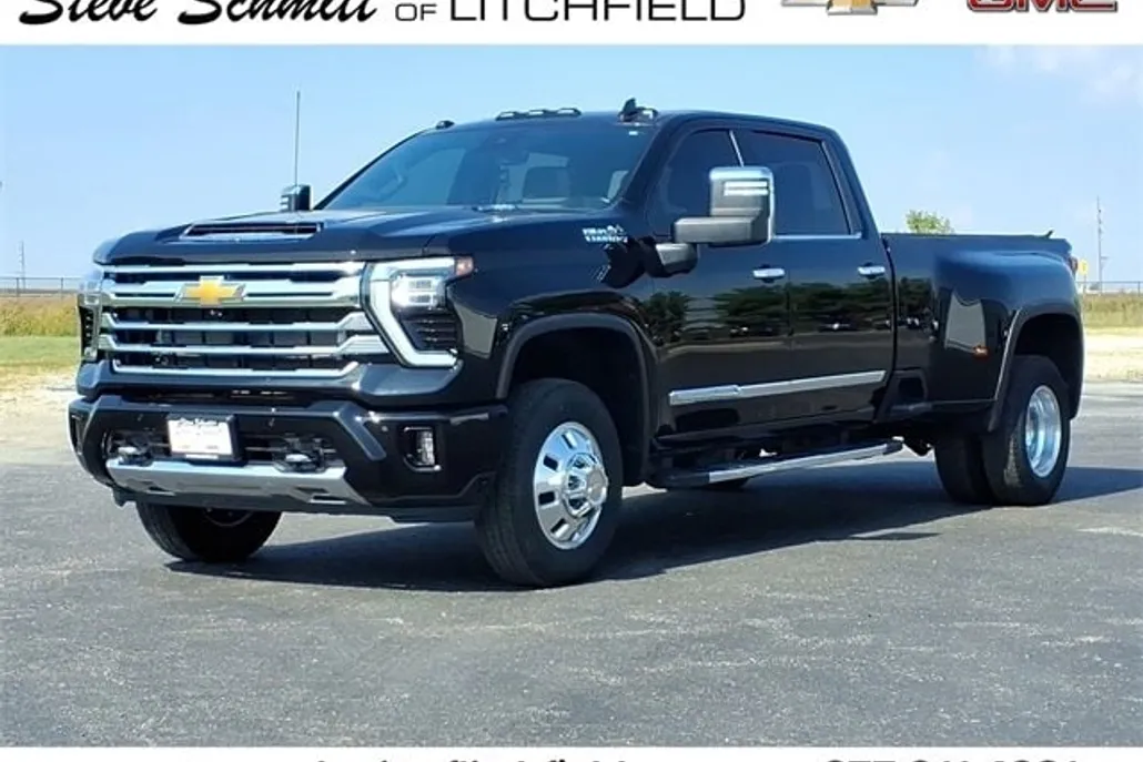 2024 Chevrolet Silverado 3500HD High Country photo 1