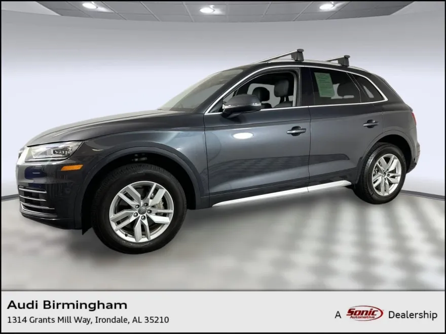2020 Audi Q5 45 Premium photo 1