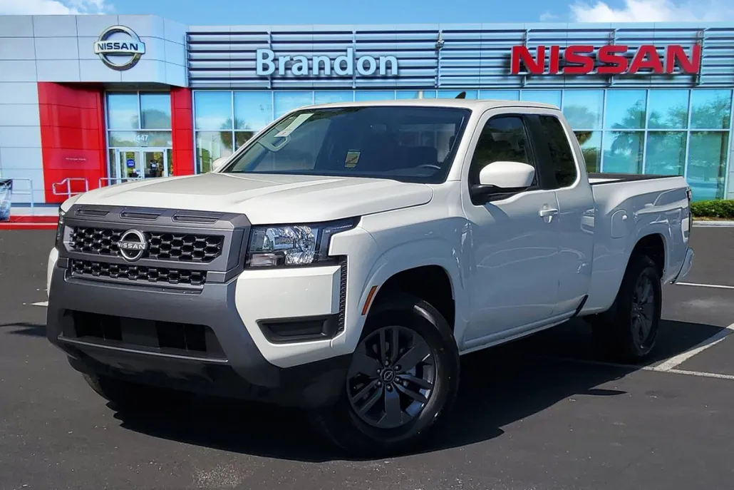 2025 Nissan Frontier SV photo 1