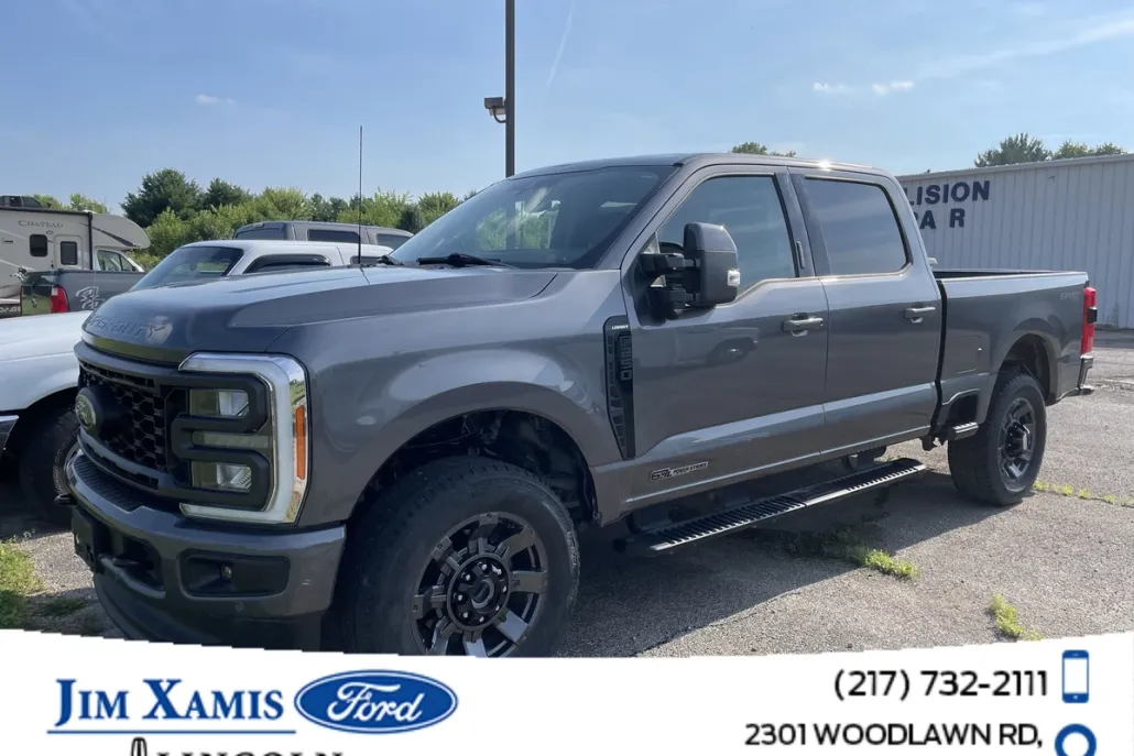 2023 Ford F-250 Lariat photo 1