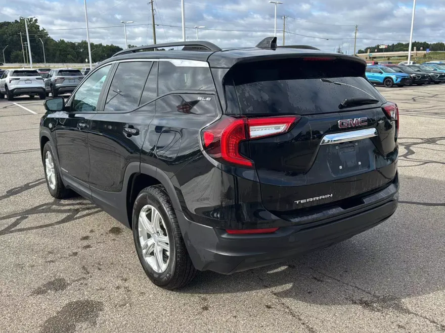 2022 Gmc Terrain SLE photo 1