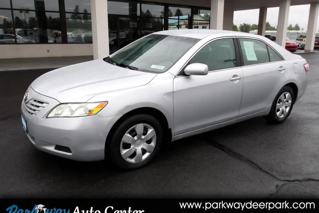 2007 Toyota Camry LE photo 1
