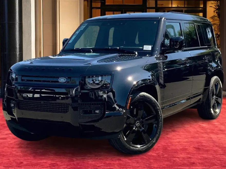 2025 Land Rover Defender 110 X-Dynamic SE photo 1