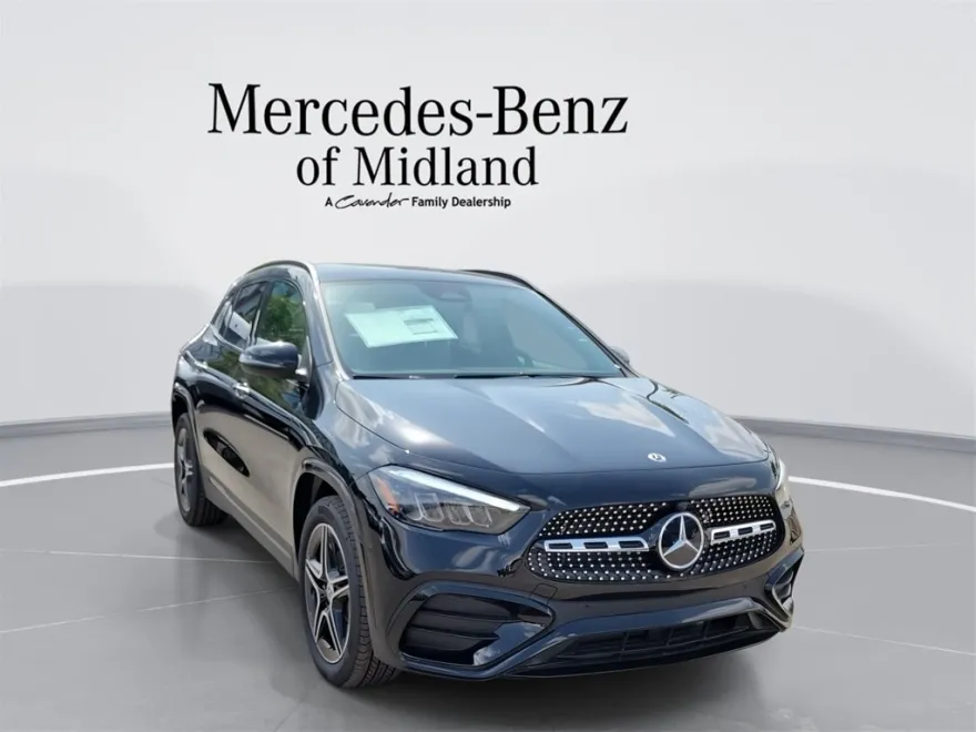 2025 Mercedes Benz GLA 250 4MATIC photo 1