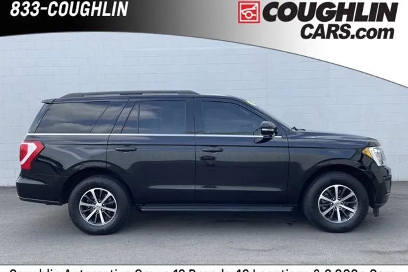 2019 Ford Expedition XLT photo 1