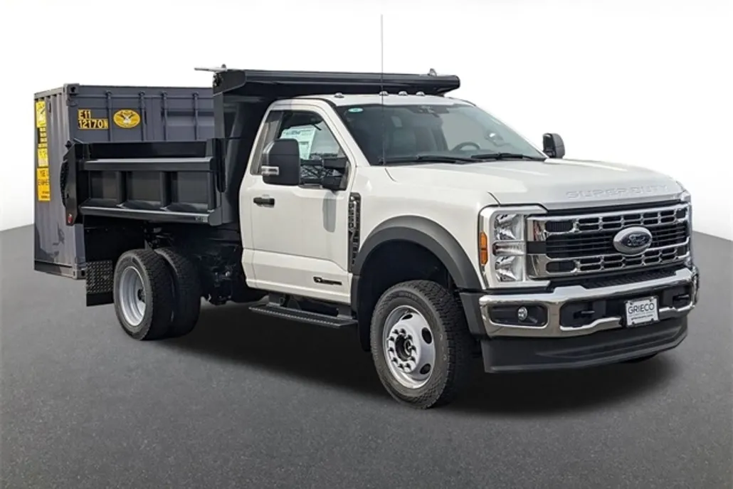 2024 Ford F-550 XL photo 1