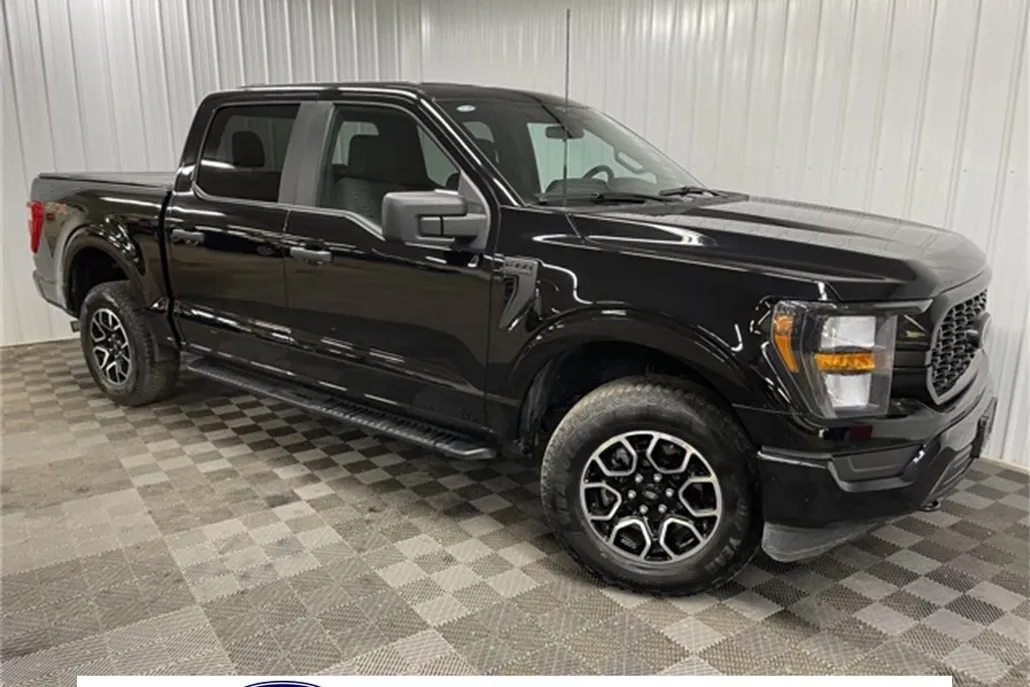 2023 Ford F-150 STX photo 1