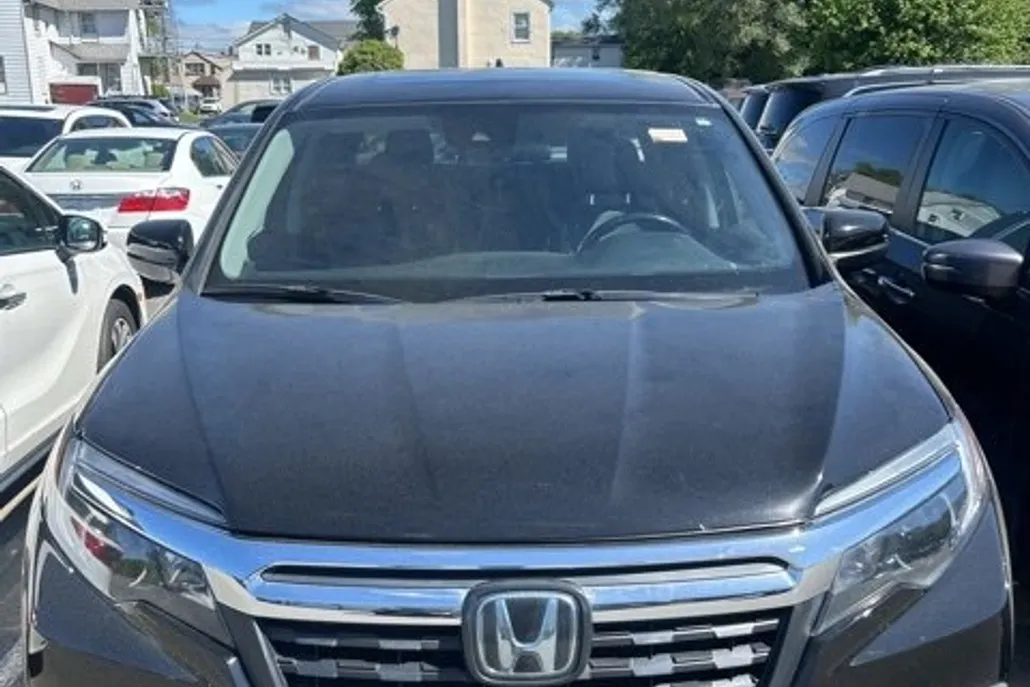 2020 Honda Ridgeline RTL photo 1
