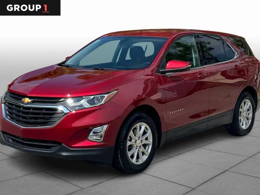 2018 Chevrolet Equinox LT photo 1
