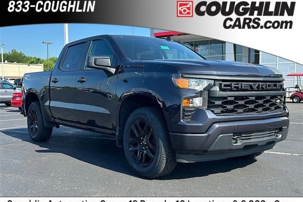 2023 Chevrolet Silverado 1500 Custom photo 1