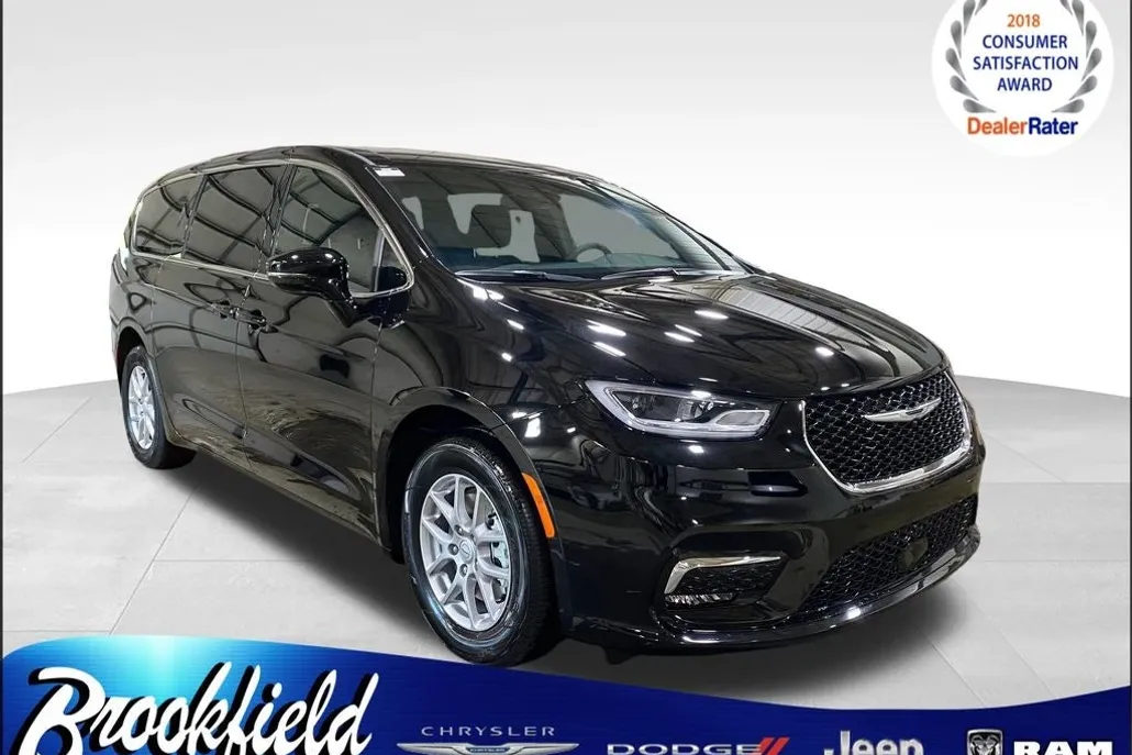 2026 Chrysler Pacifica photo 1