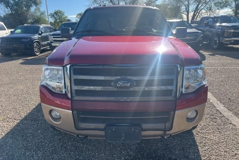 2014 Ford Expedition EL XLT photo 1