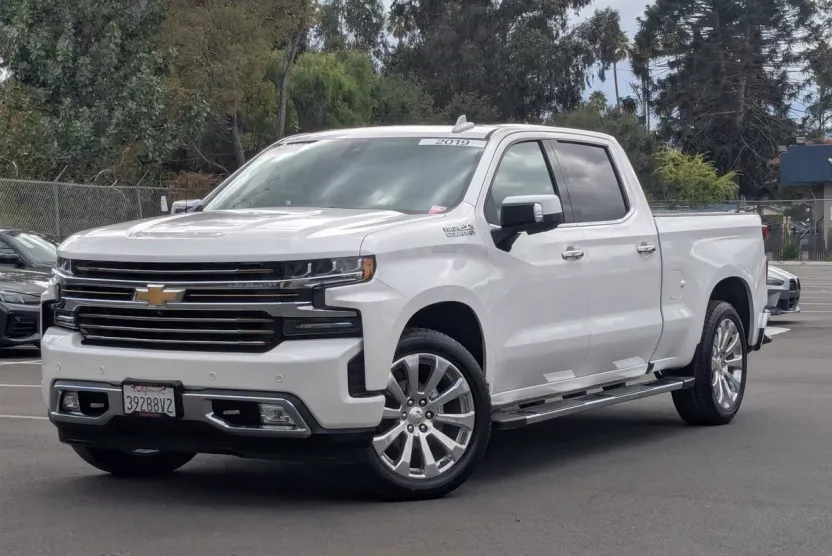 2019 Chevrolet Silverado 1500 High Country photo 1