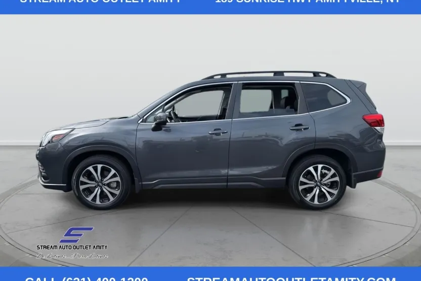 2022 Subaru Forester Limited photo 1