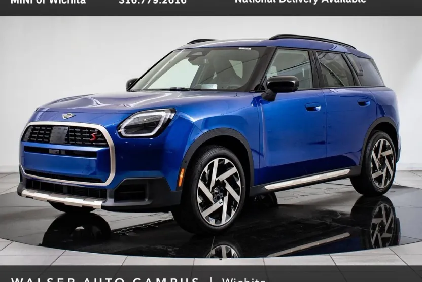 2025 Mini Countryman S ALL4 photo 1