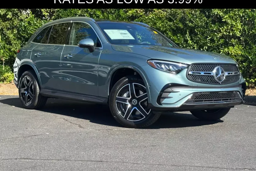 2026 Mercedes Benz GLC 300 4MATIC photo 1