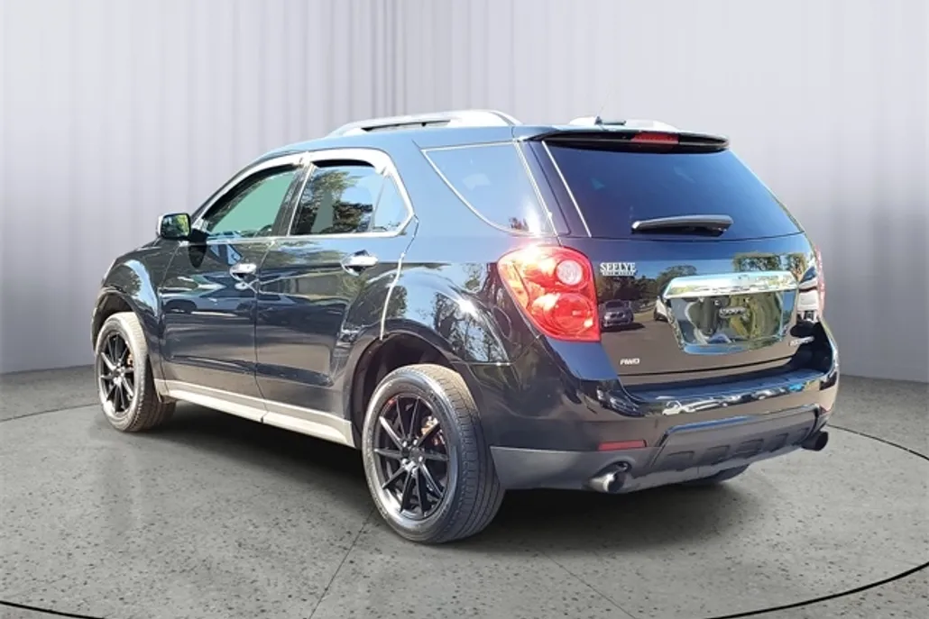 2015 Chevrolet Equinox LT photo 1