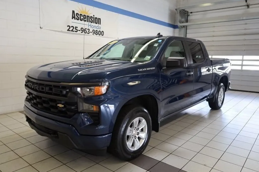 2022 Chevrolet Silverado 1500 Custom photo 1