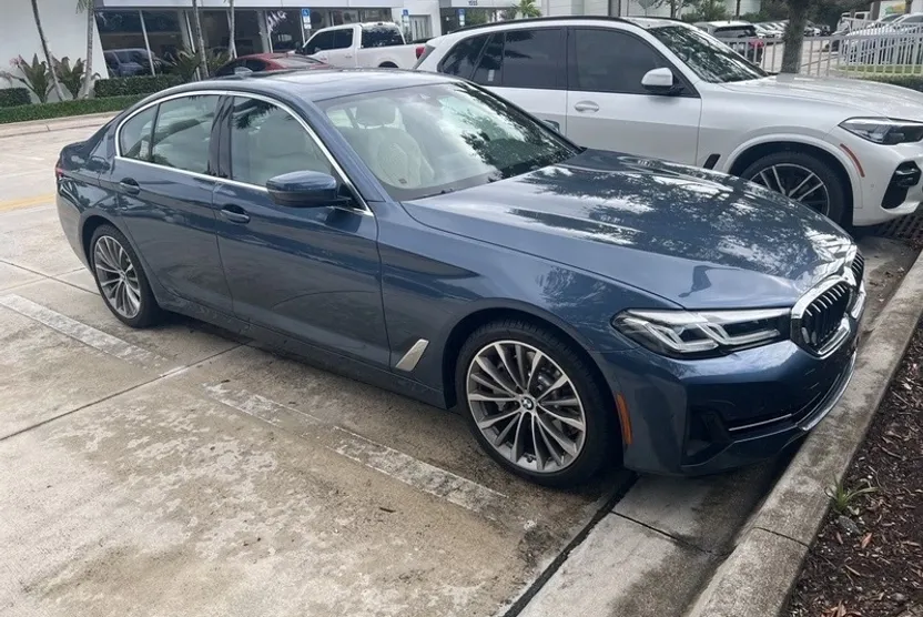 2023 Bmw 530i photo 1