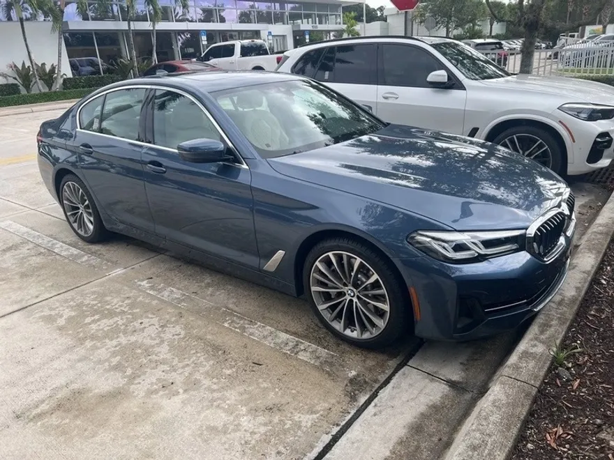 2023 Bmw 530i photo 1