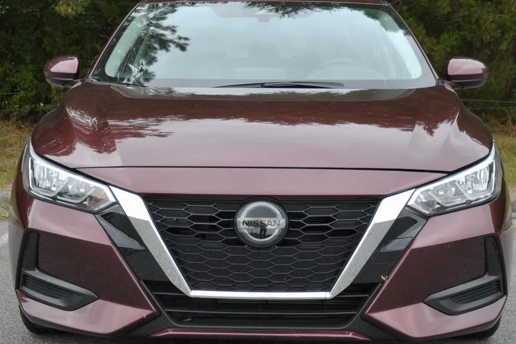 2023 Nissan Sentra SV photo 1