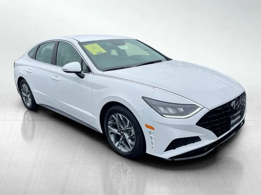 2023 Hyundai Sonata SEL photo 1
