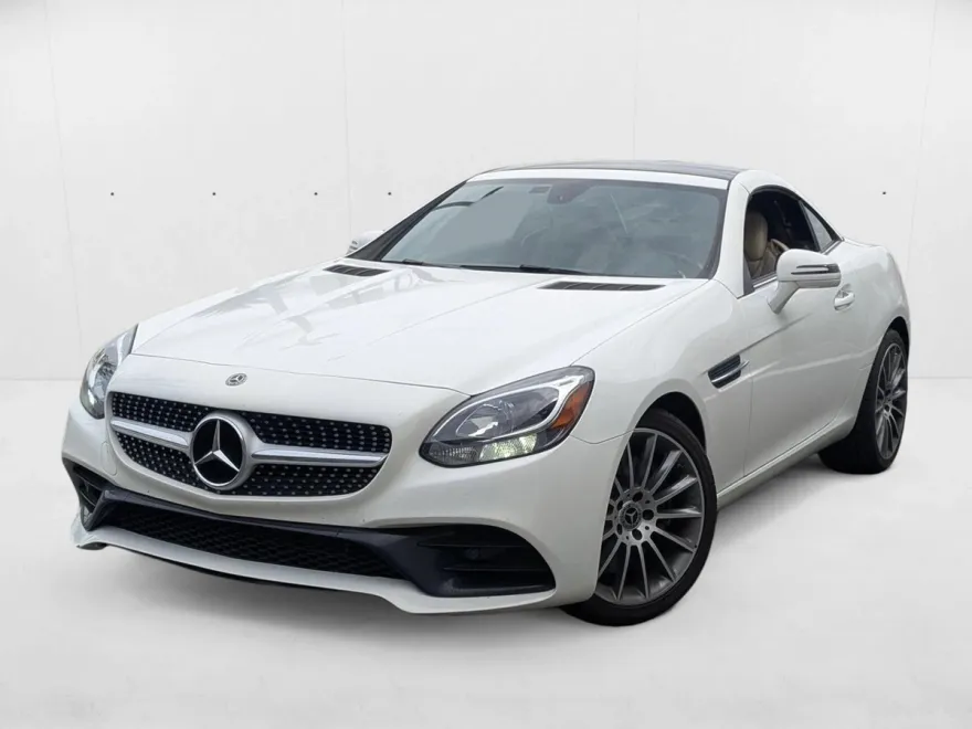 2020 Mercedes Benz SLC 300 photo 1