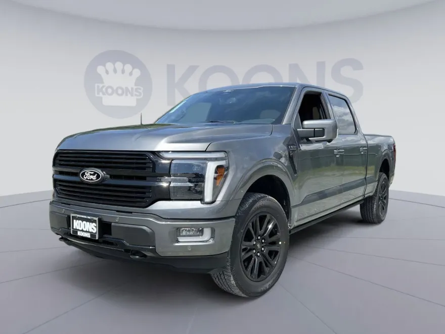 2025 Ford F-150 Platinum photo 1