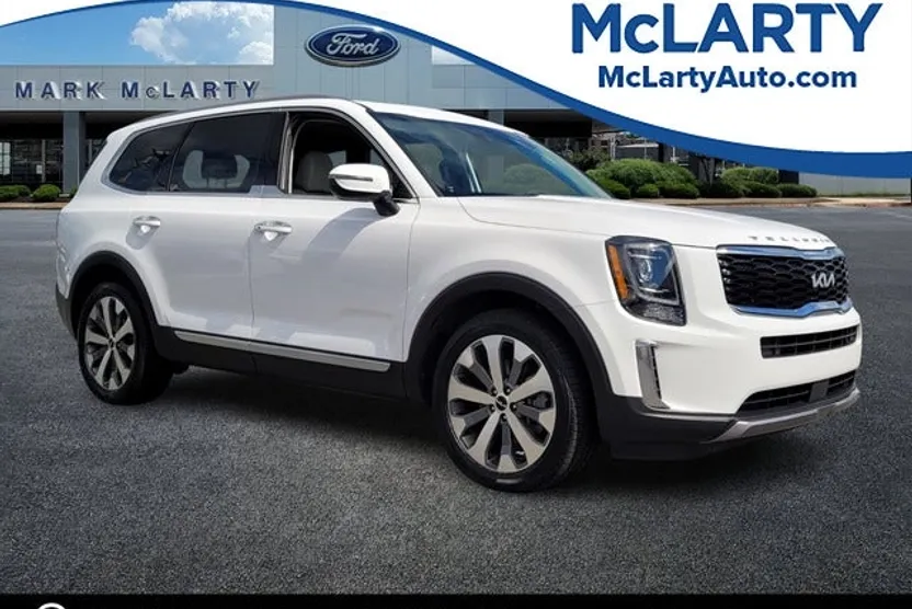2022 Kia Telluride S photo 1