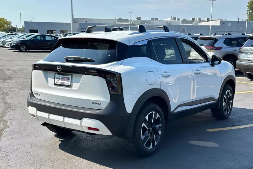 2026 Nissan Kicks SV photo 1