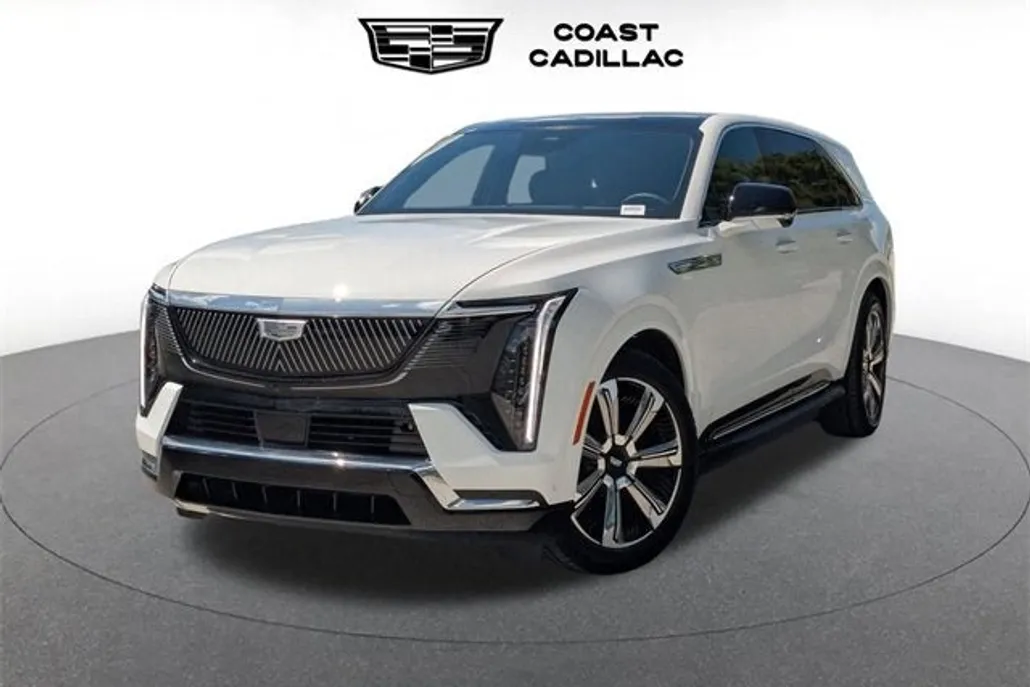2025 Cadillac Escalade IQ Luxury photo 1
