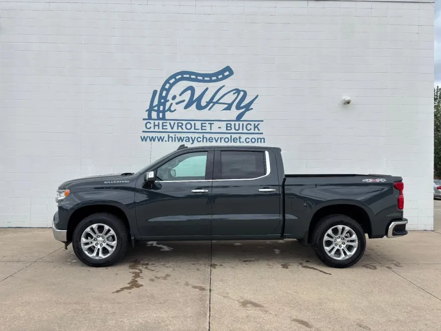 2025 Chevrolet Silverado 1500 LTZ photo 1